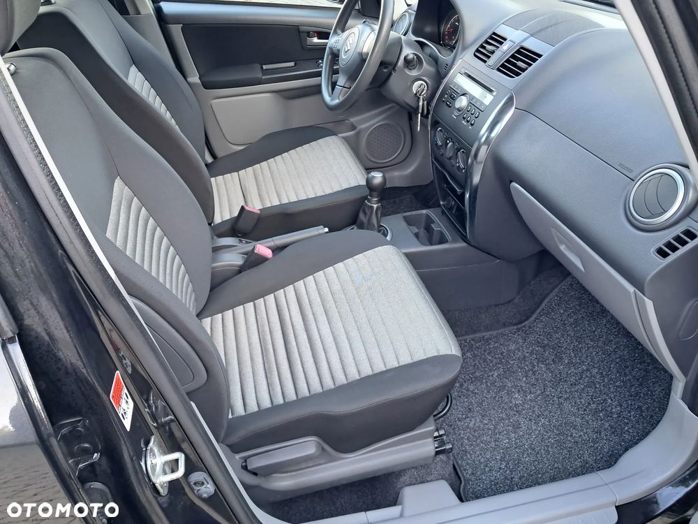 Suzuki SX4 - 19