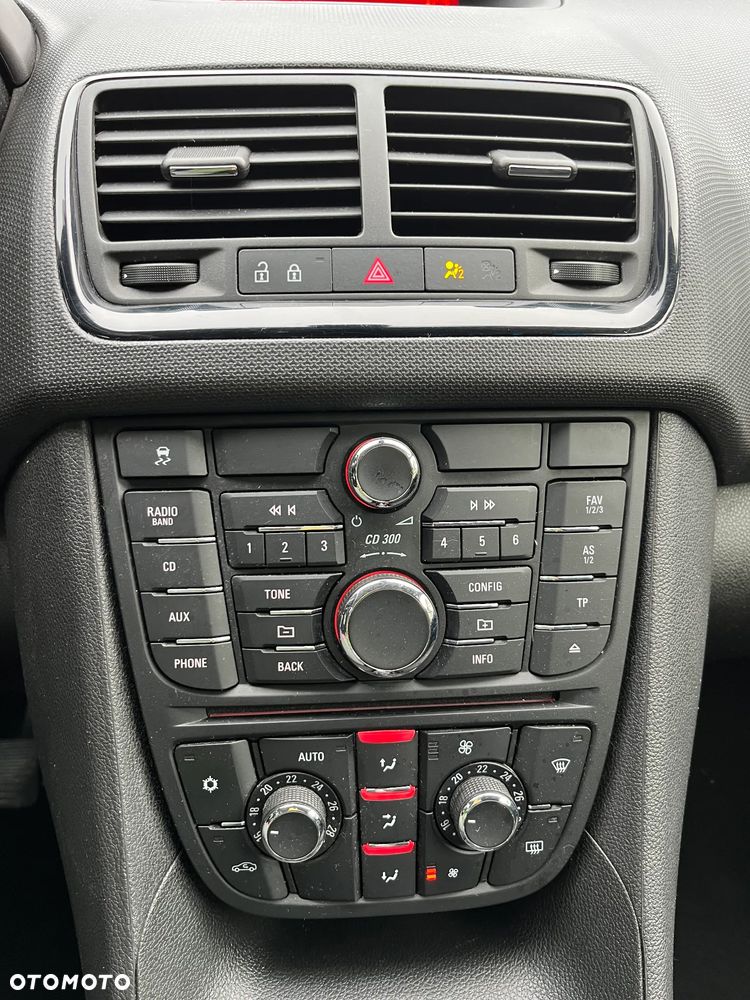 Opel Meriva - 24