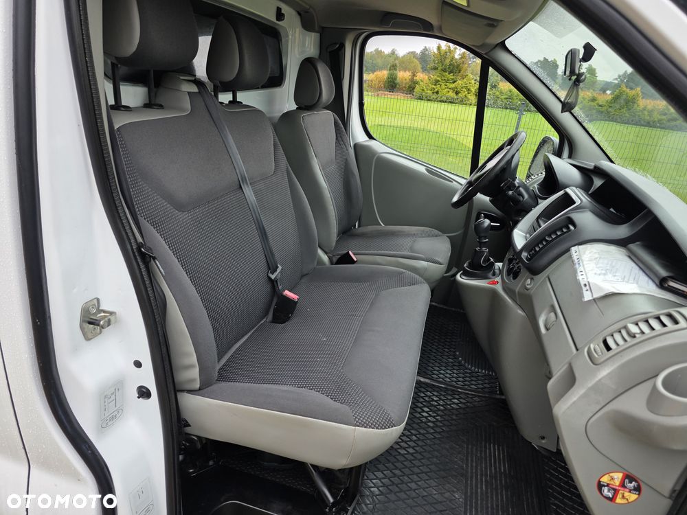 Opel Vivaro - 13