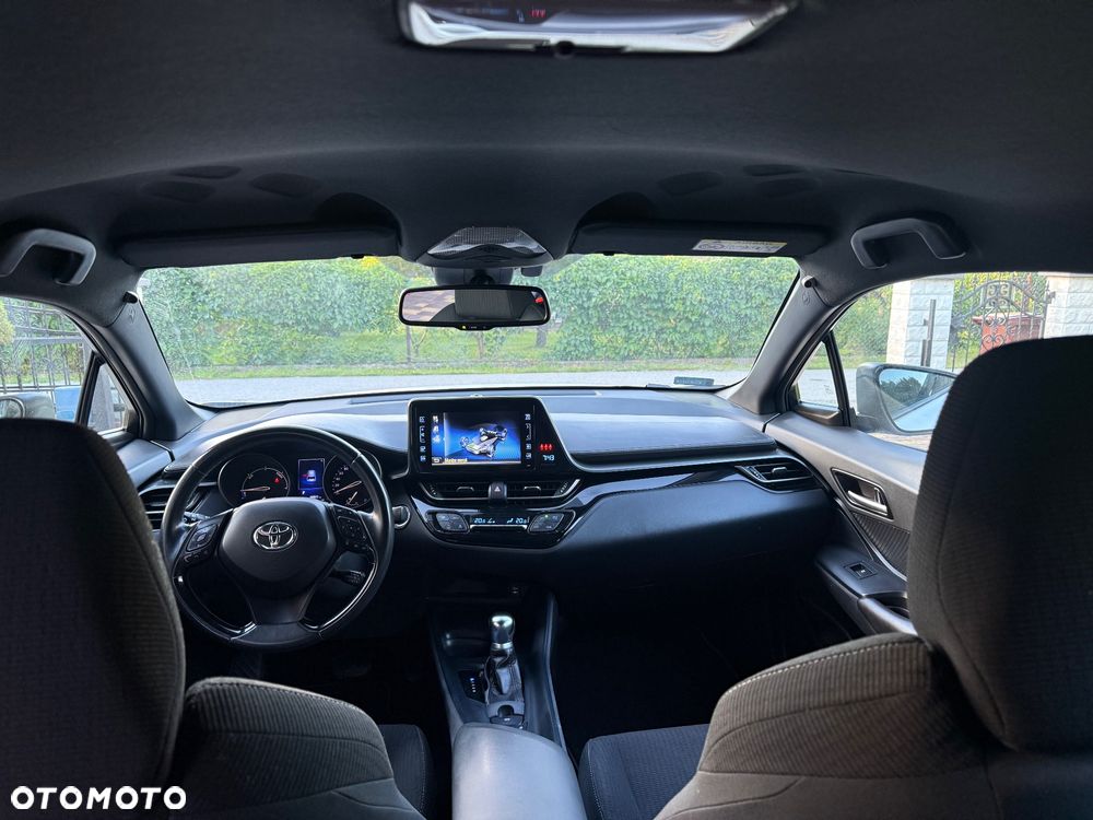 Toyota C-HR - 18