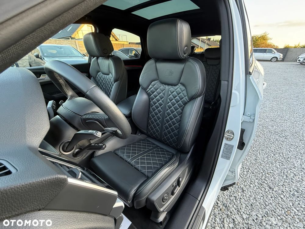 Audi Q5 Sportback 55 TFSIe quattro S tronic S line - 29