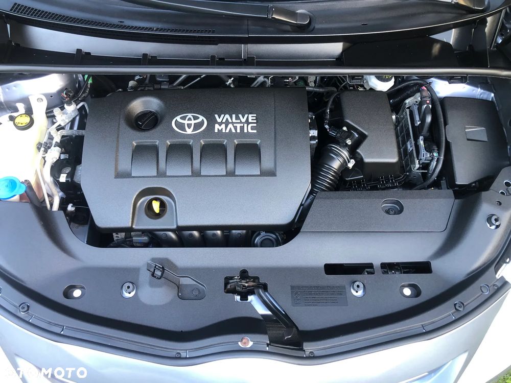 Toyota Verso 1.8 5-Sitzer Executive - 25
