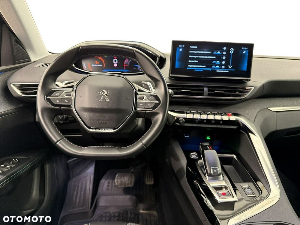 Peugeot 5008 - 10