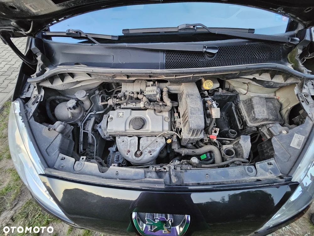 Peugeot 1007 1.4 Happy 2-Tronic - 15