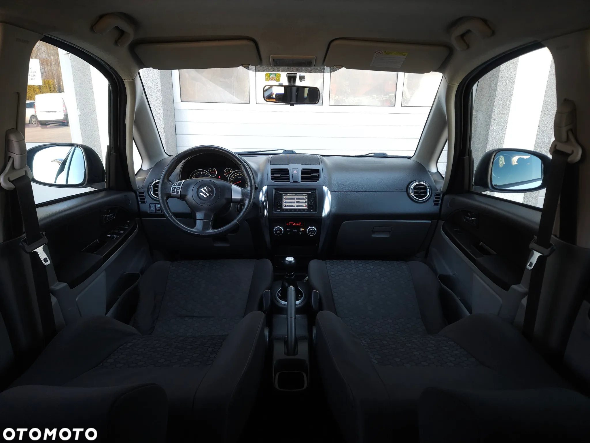 Suzuki SX4 1.6 Premium 4WD - 36