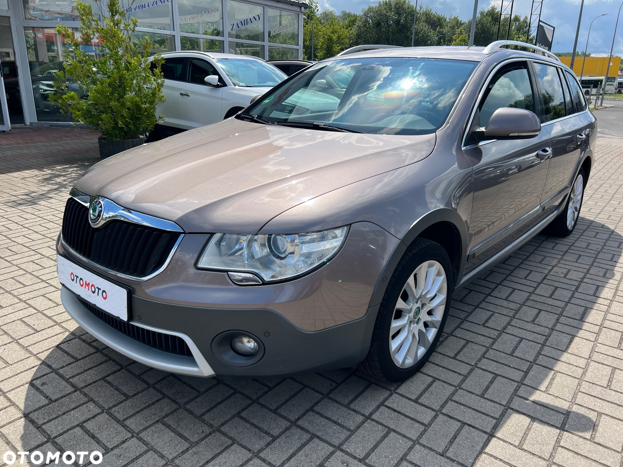 Skoda Superb 2.0 TDI 4x4 DSG Exclusive - 19