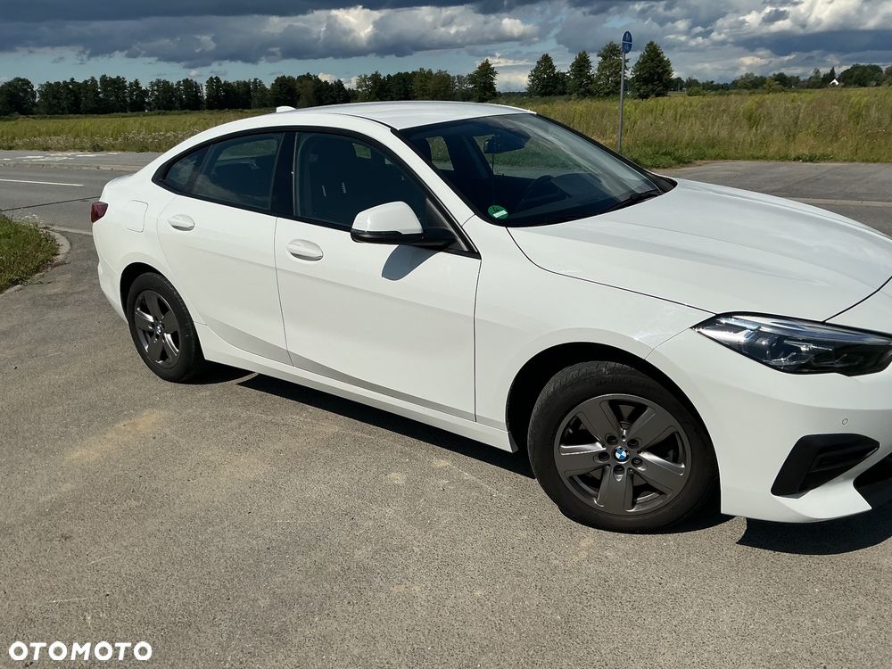 BMW Seria 2 216d - 11