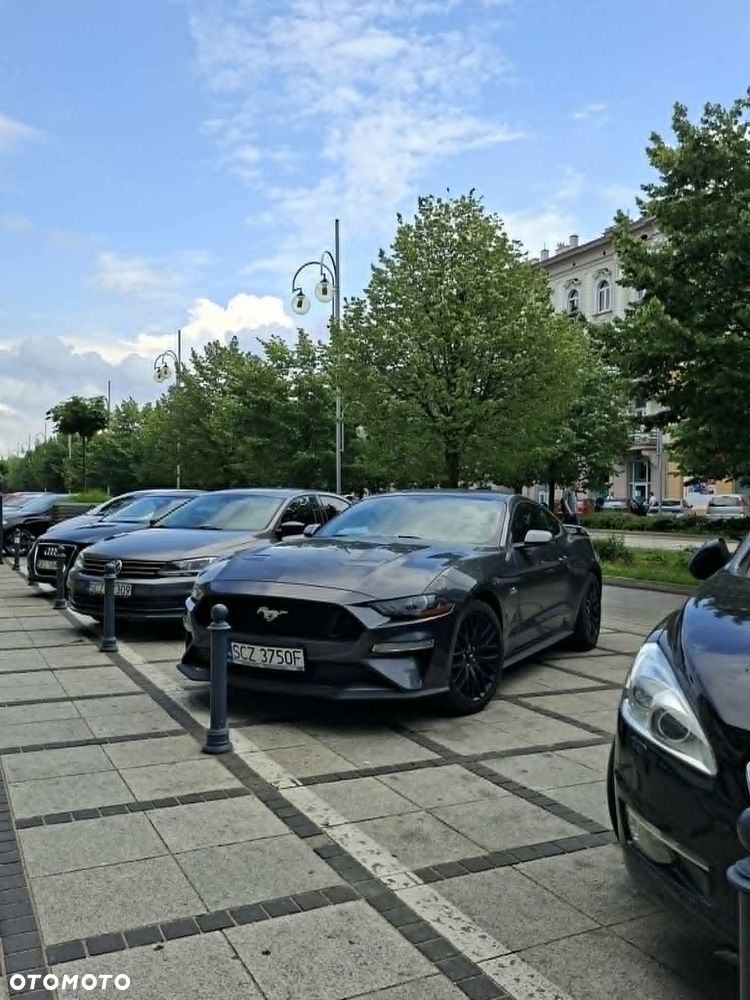 Ford Mustang - 8