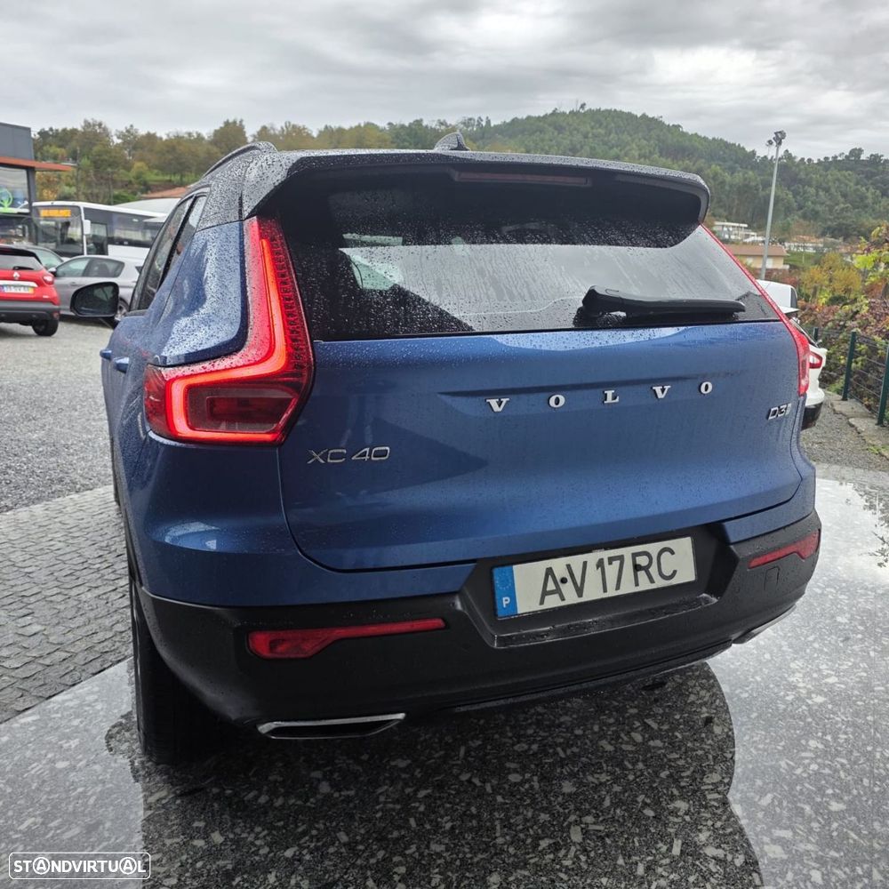 Volvo XC 40 2.0 D3 R-Design Geartronic - 16