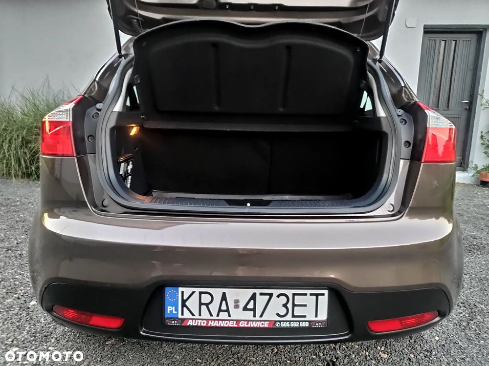 Kia Rio 1.2 Sensation - 11