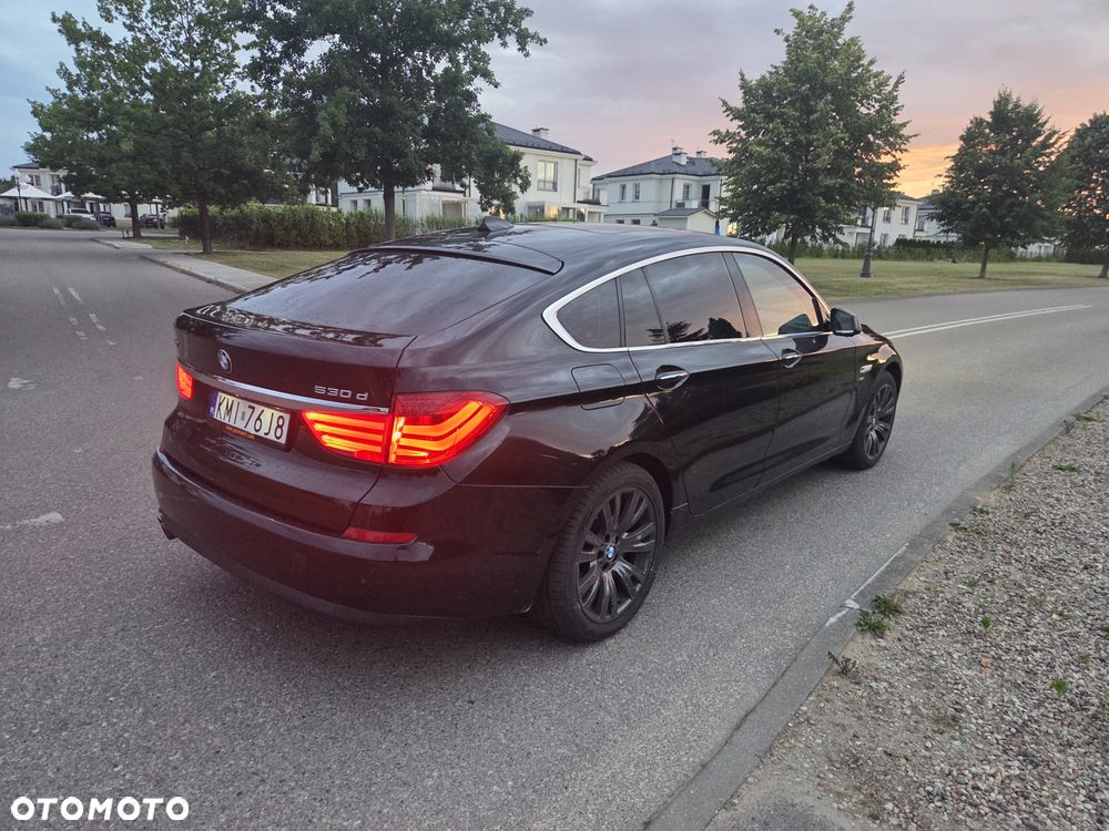 BMW 5GT 530d xDrive - 12