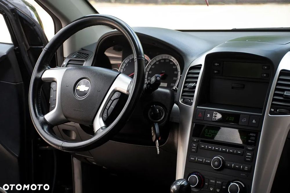 Chevrolet Captiva 2.4 2WD 7 Sitzer LS - 16