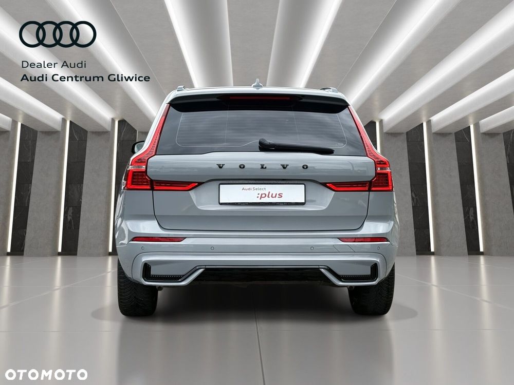Volvo XC 60 B4 D Plus Dark - 6