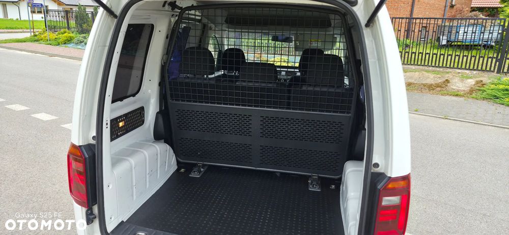 Volkswagen Caddy - 23