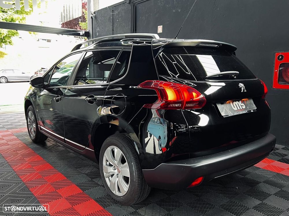Peugeot 2008 1.2 PureTech Allure - 10