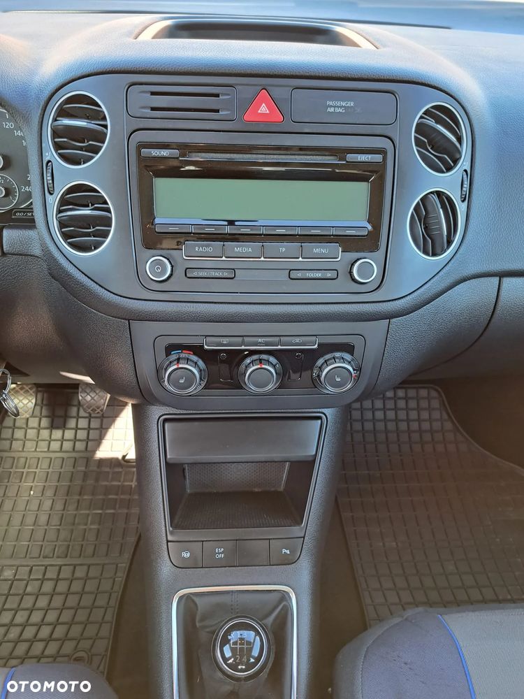 Volkswagen Golf 1.6 Comfortline - 14