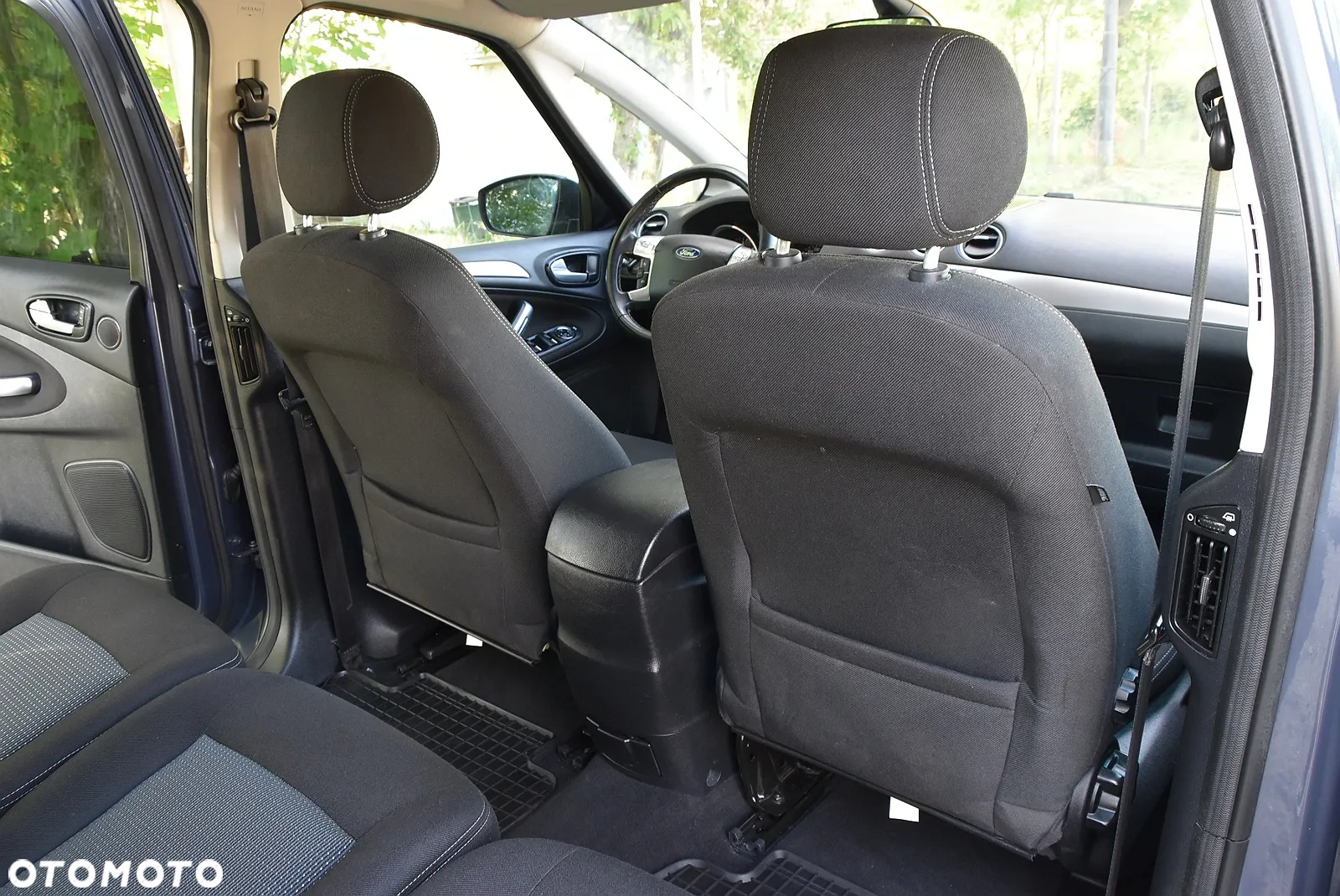 Ford S-Max - 22