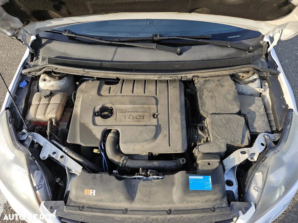 Ford Focus 1.6 TDCi DPF Titanium - 29