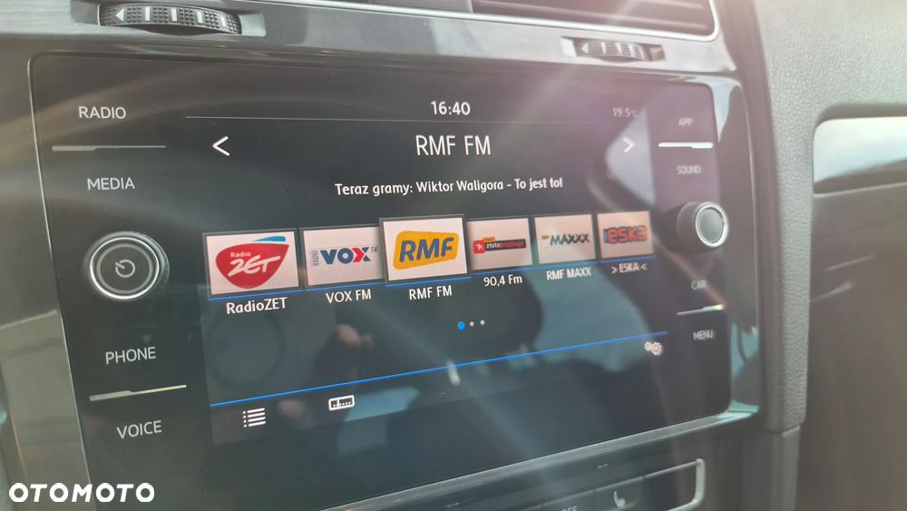 Volkswagen Golf 1.4 TSI BMT Comfortline - 37