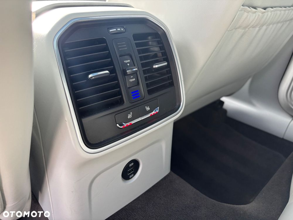 Porsche Macan GTS PDK - 29