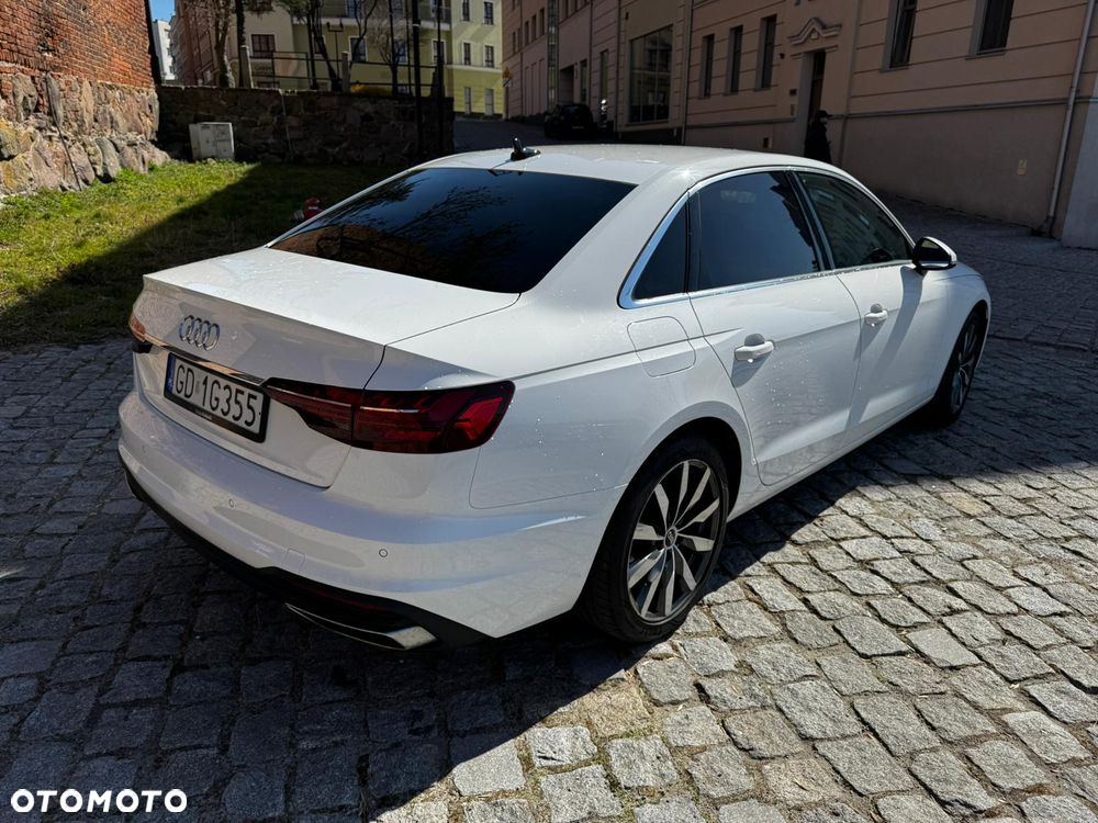 Audi A4 Limousine - 5