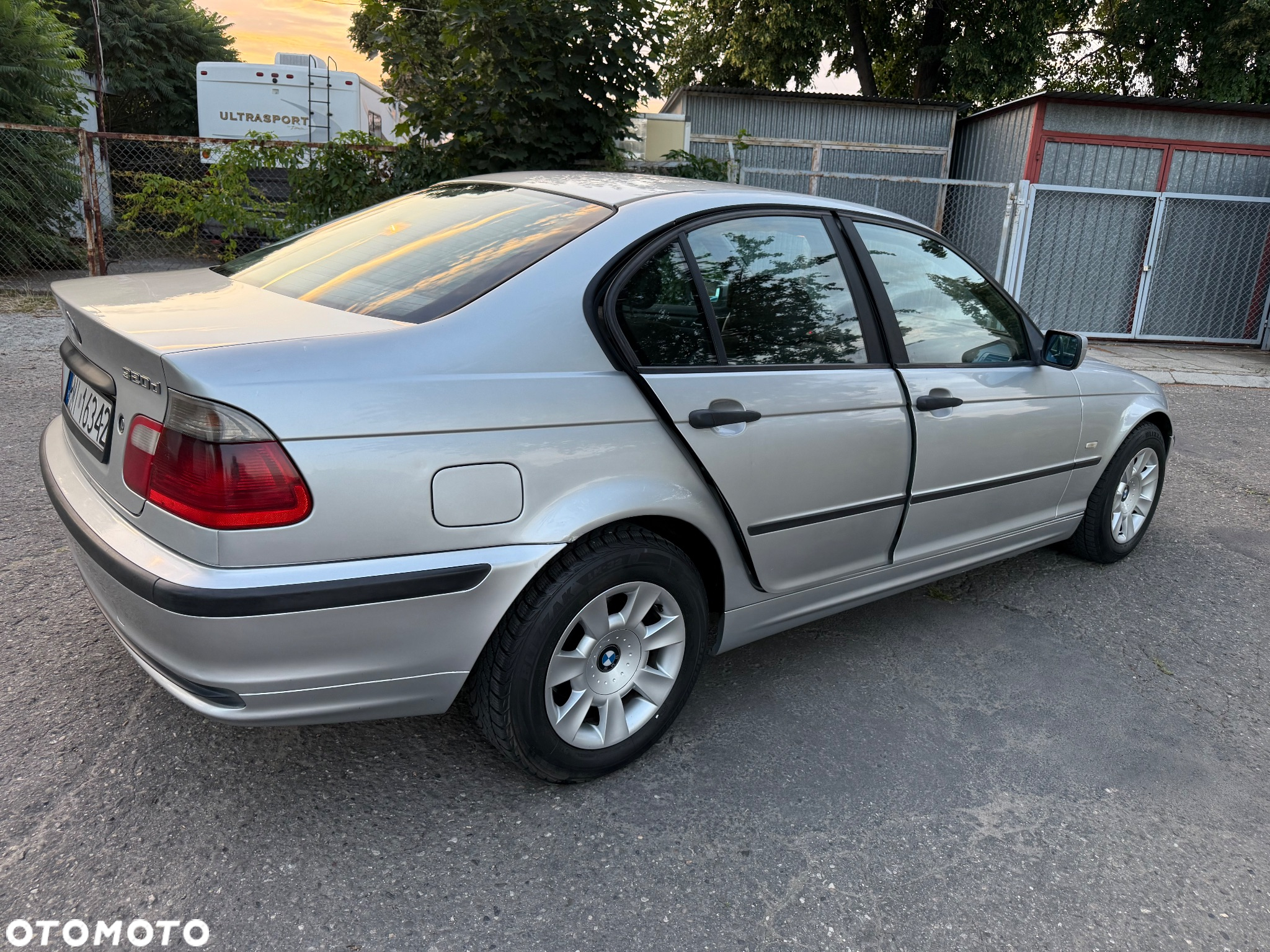 BMW Seria 3 320d - 10
