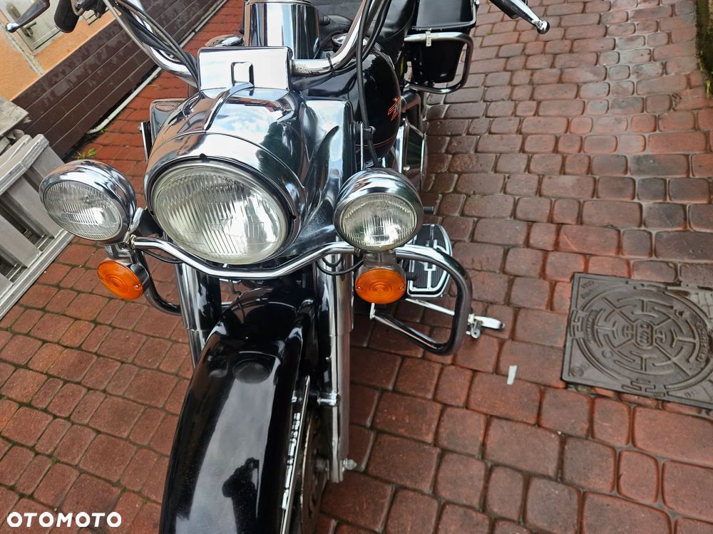 Harley-Davidson Touring Road King - 13