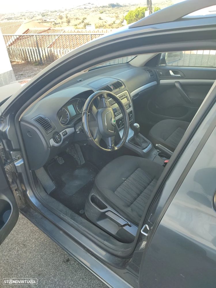 Skoda Octavia Break 1.9 TDi Elegance - 2