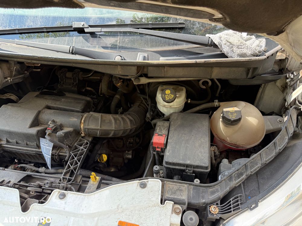 Ford Transit Tranzit Dokka Camioneta 7 locuri bena carosata 2017 impecabila fără probleme fără rugina Istoric Service complet Carvertical scos anvelope noi Navi AC - 28
