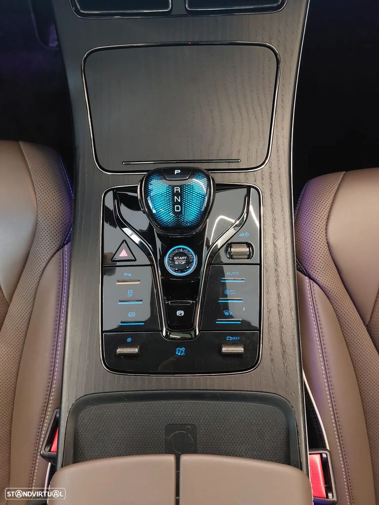 BYD Han 85.4 kWh AWD Executive - 31