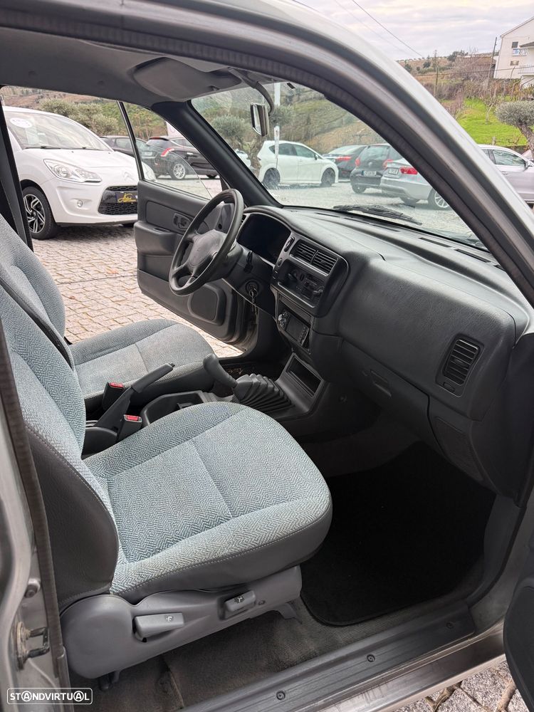 Mitsubishi L200 2.5 D CD - 9