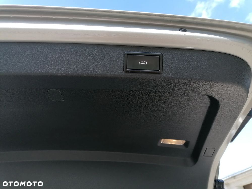 Skoda Superb 2.0 TDI Ambition - 26