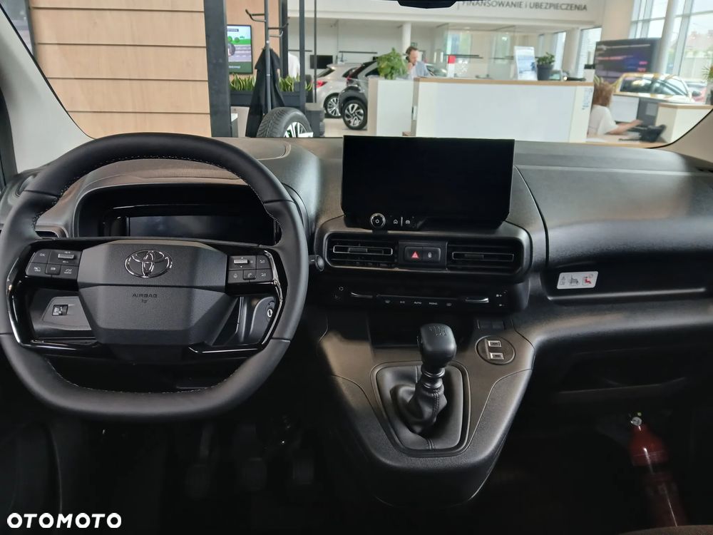 Toyota PROACE CITY - 7