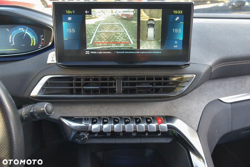 Peugeot 3008 1.6 PureTech HYbrid4 GT S&S EAT8 - 31