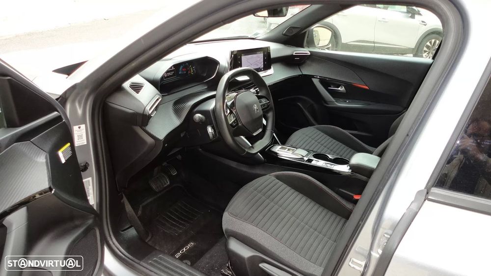 Peugeot e-2008 50 kWh Active Pack - 9