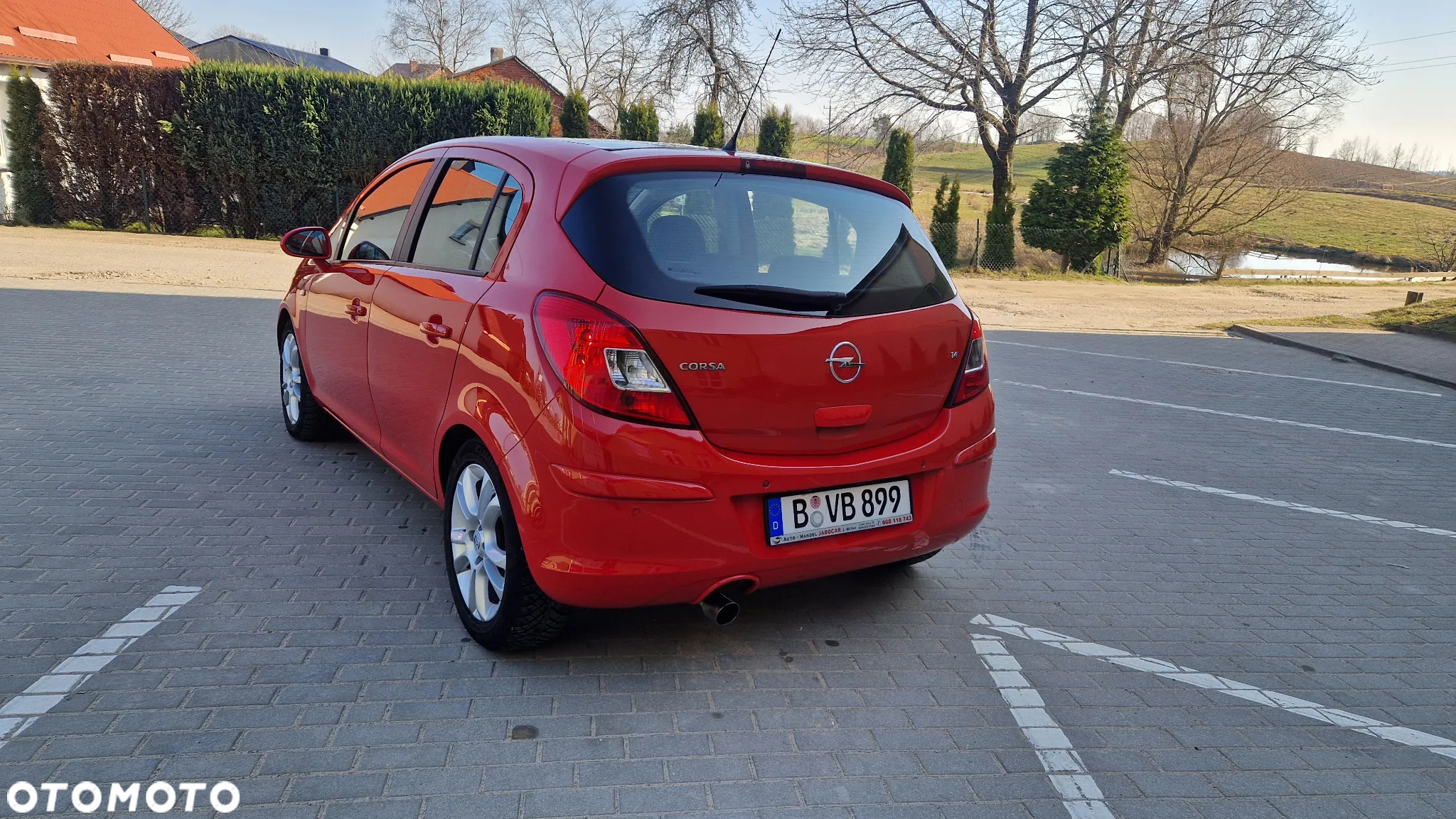 Opel Corsa 1.4 16V Cosmo - 9