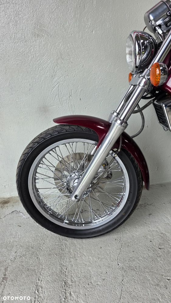 Suzuki Intruder - 10