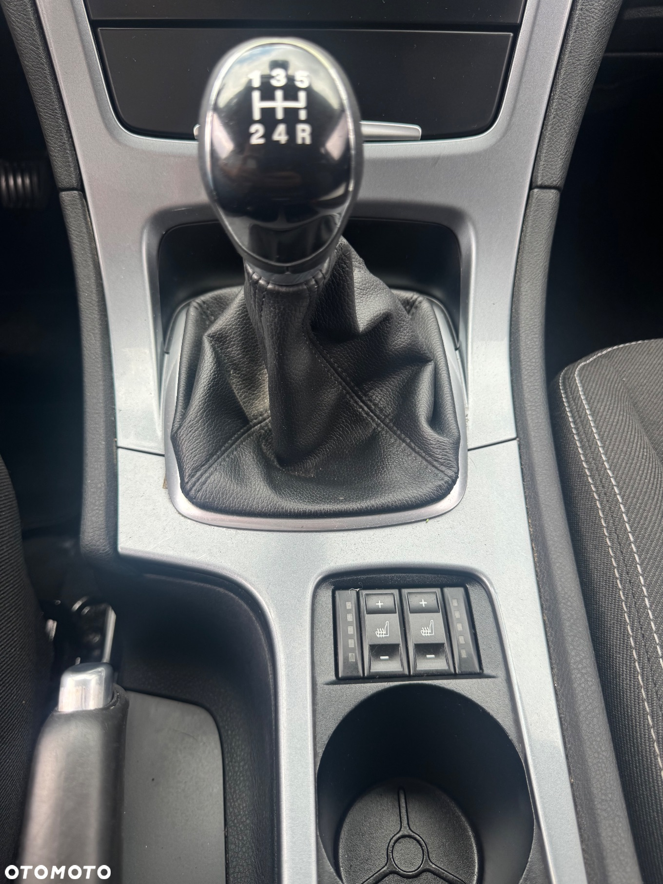 Ford Mondeo 1.6 Ambiente - 9