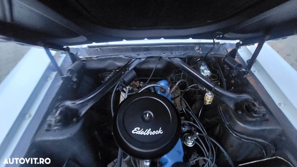Ford Mustang - 22