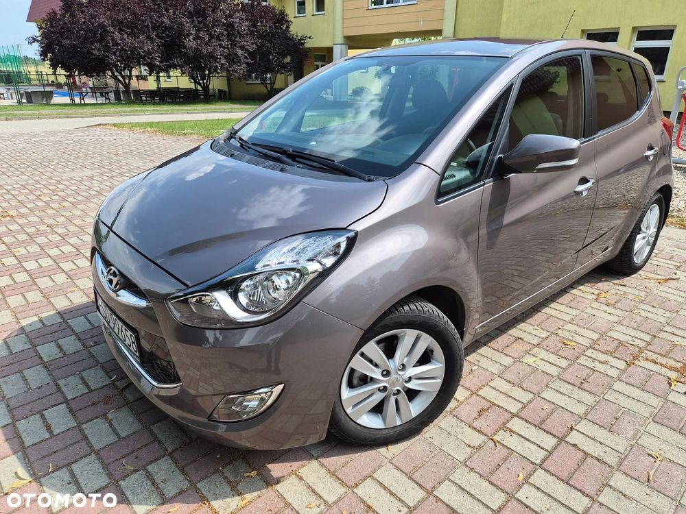 Hyundai ix20 1.4 Premium - 1