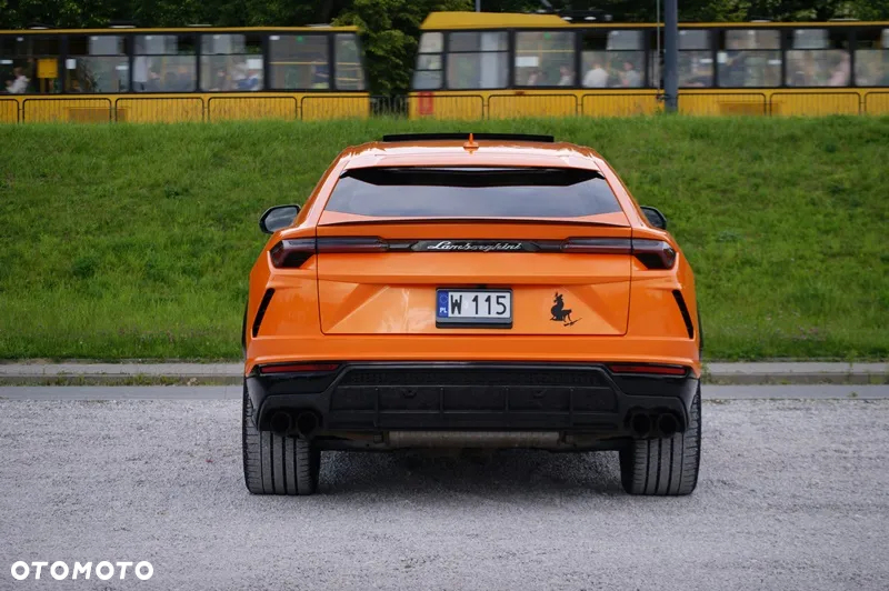 Lamborghini Urus Standard - 14