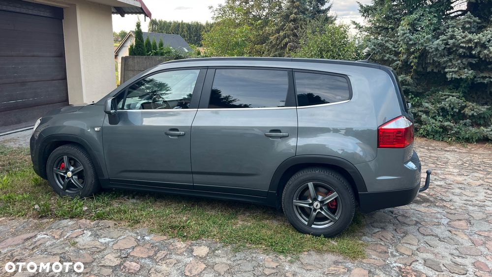 Chevrolet Orlando - 38