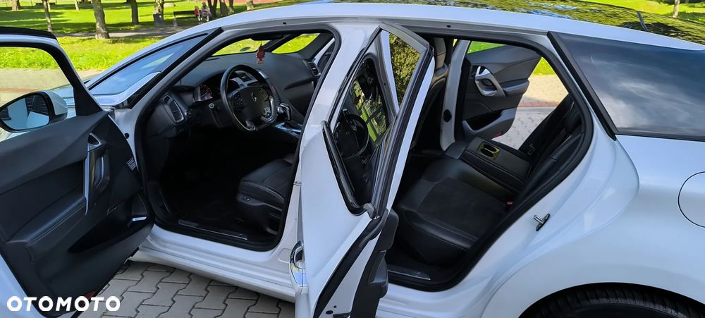 Citroën DS5 2.0 HDi SoChic - 14