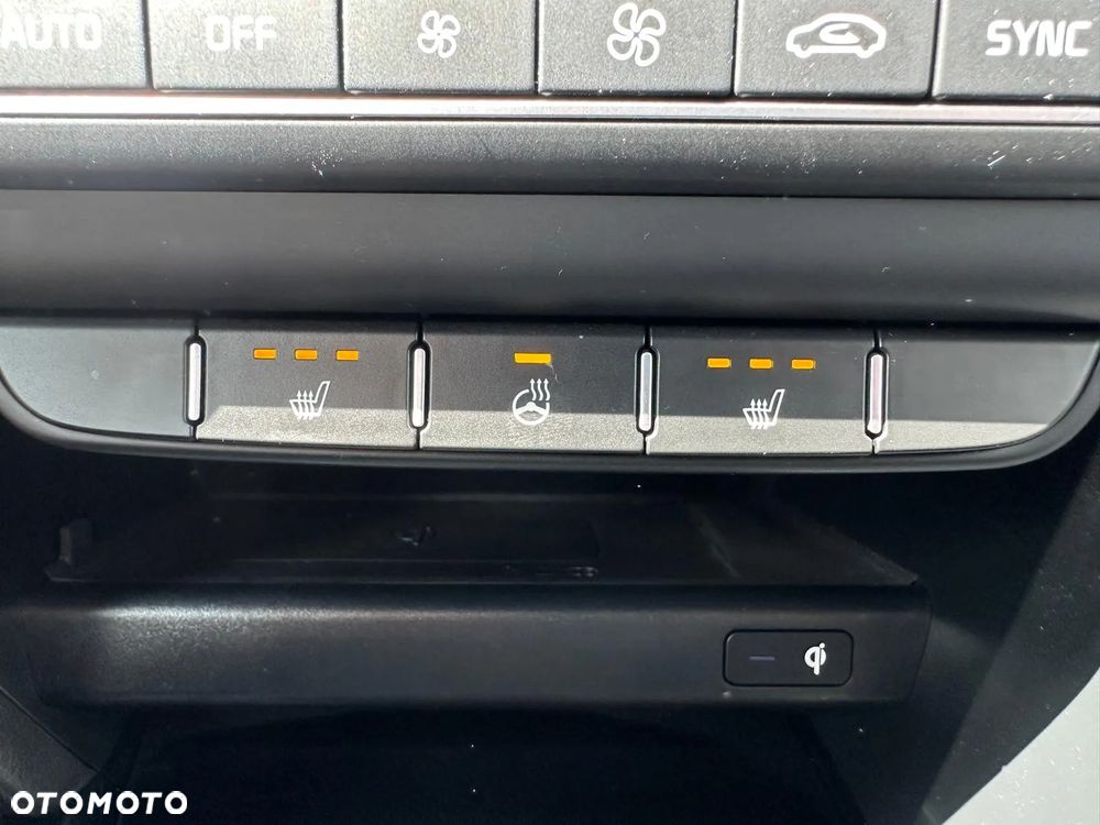 Kia ProCeed 1.5 T-GDI GT Line DCT - 17