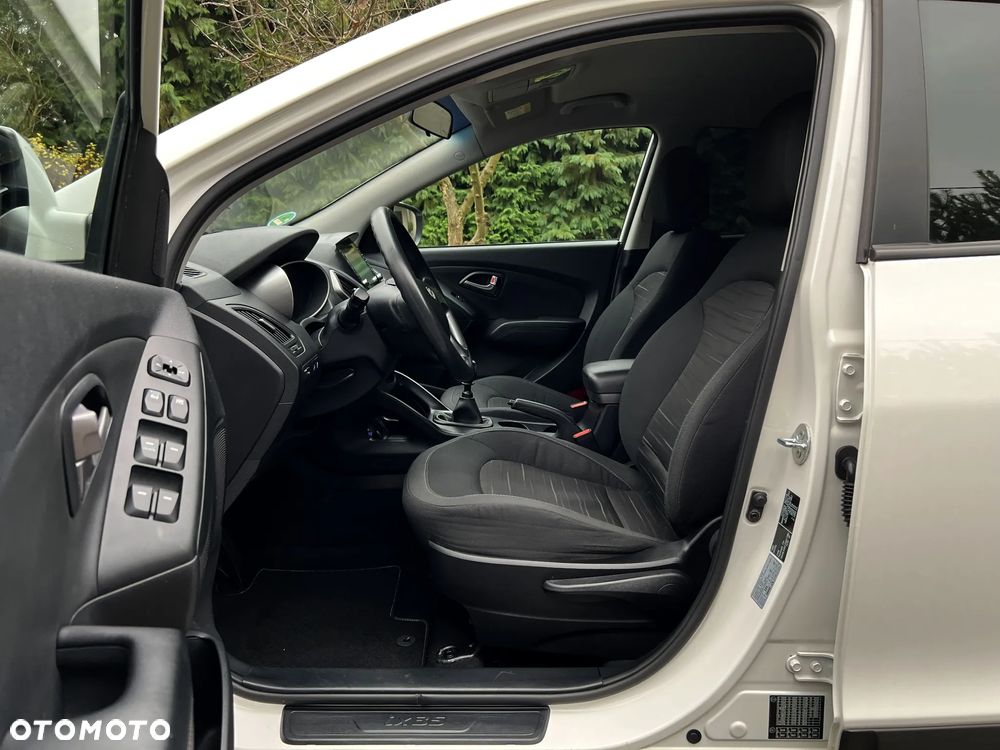 Hyundai ix35 1.6 2WD Fifa World Cup Edition - 20