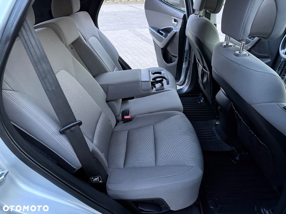 Hyundai Santa Fe 2.4 Sport Utility - 19