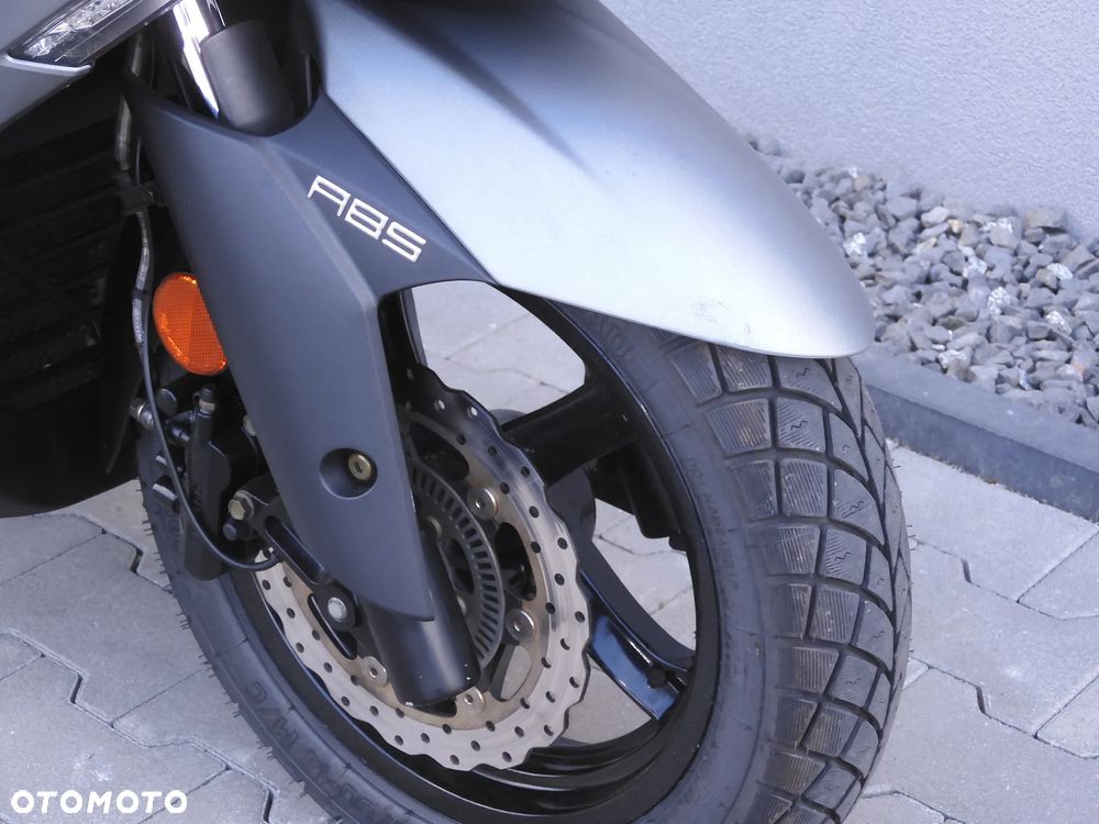 Kymco Downtown - 5