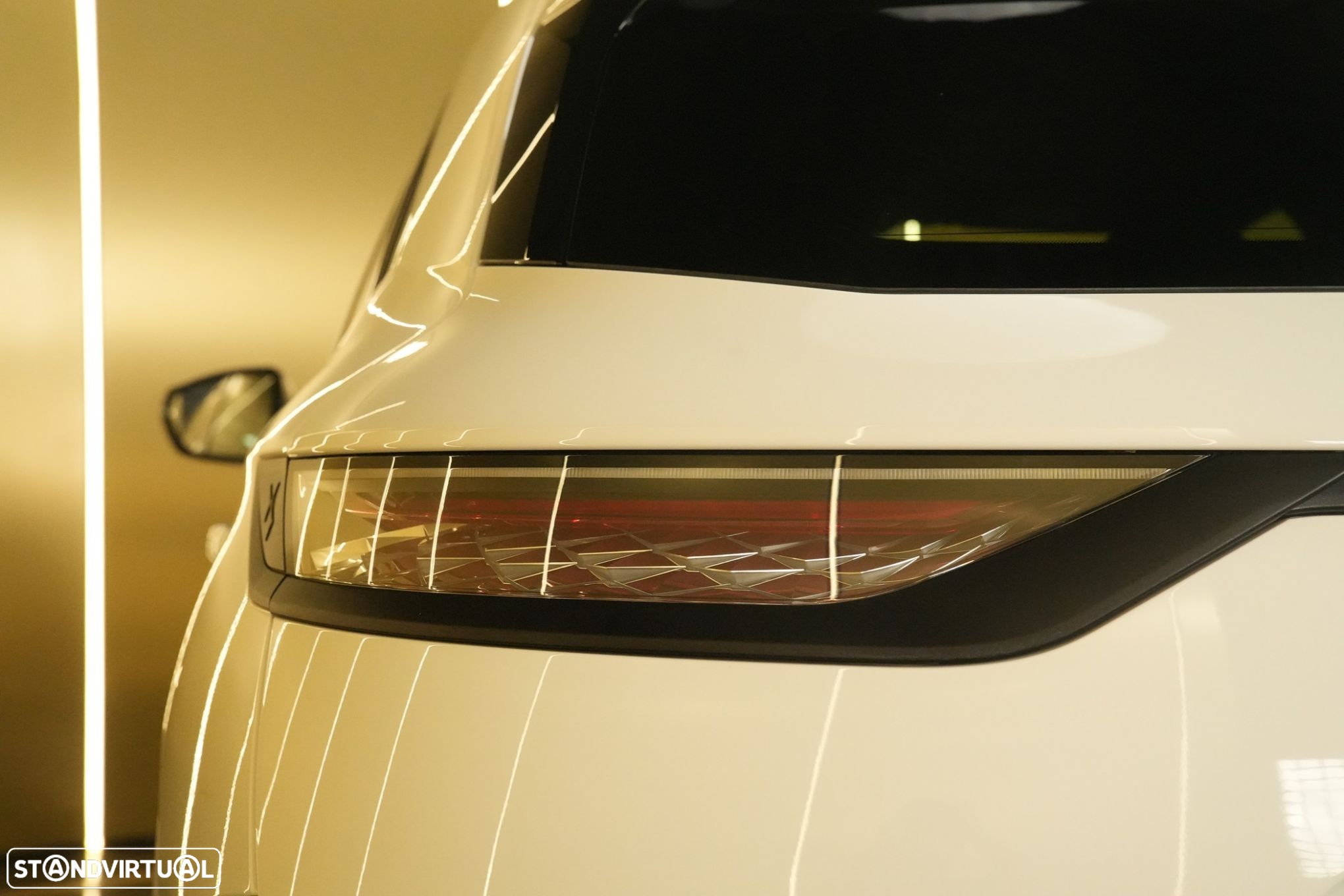 DS DS7 Crossback 1.5 BlueHDi Performance Line EAT8 - 11