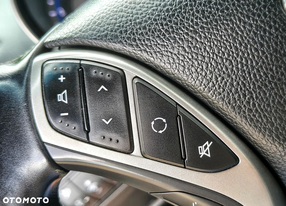 Hyundai i30 1.6 GDI Premium - 25