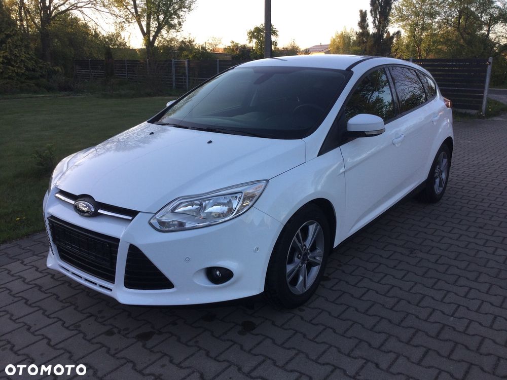Ford Focus 1.0 EcoBoost STart-Stopp-System TITANIUM - 1